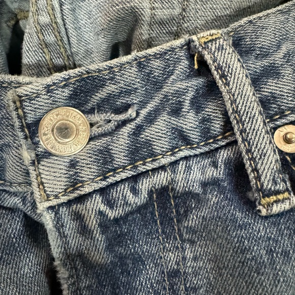 Abercrombie & Fitch 100% Cotton high rise straight leg Distressed jeans 30 x 32 - Picture 11 of 11